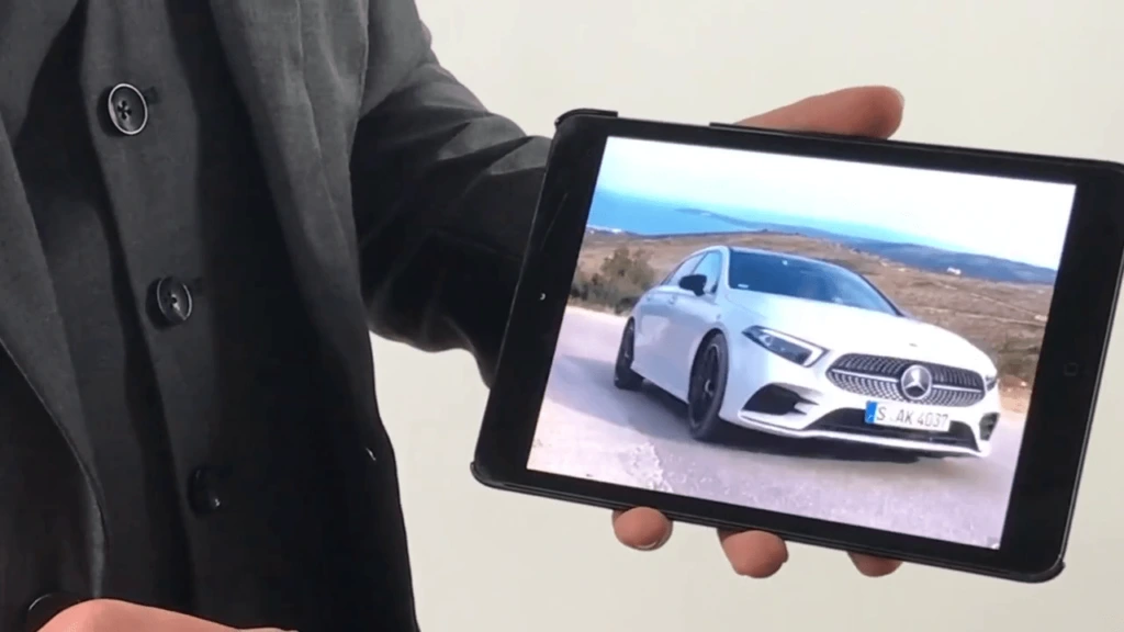 animation lancement de produit pour mercedes, nouvelle voiture