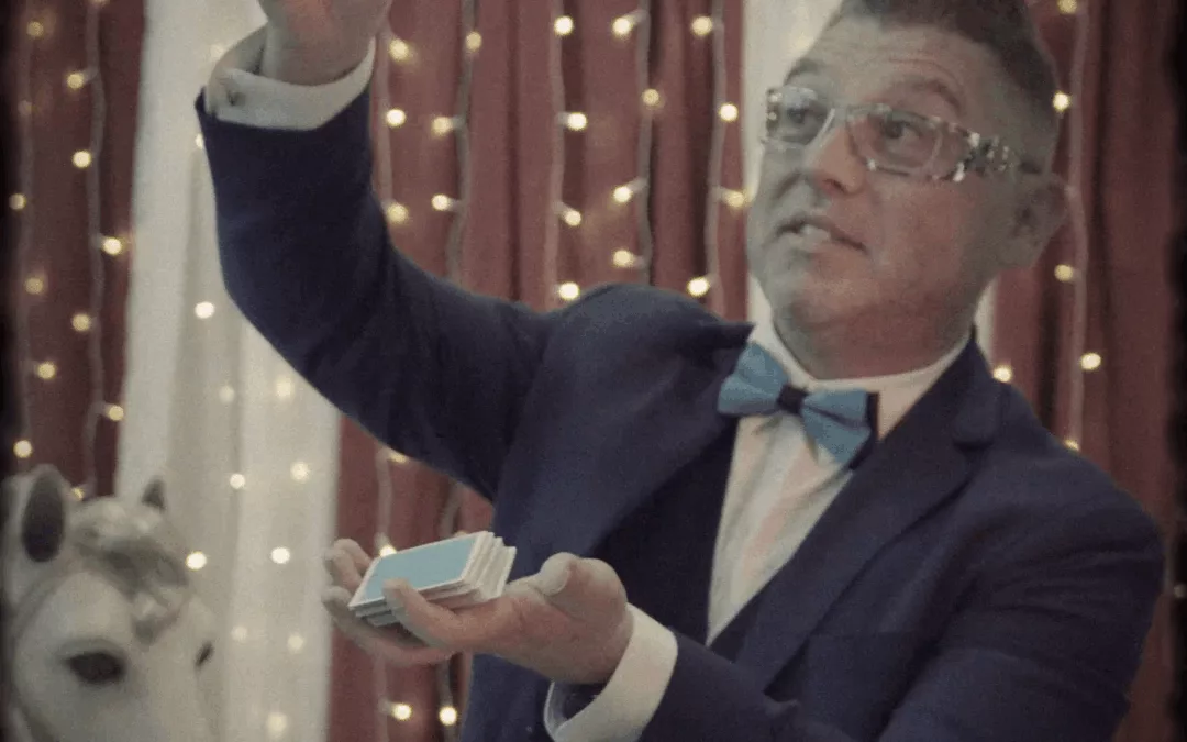 Close-up au cocktail – magie de proximité à table